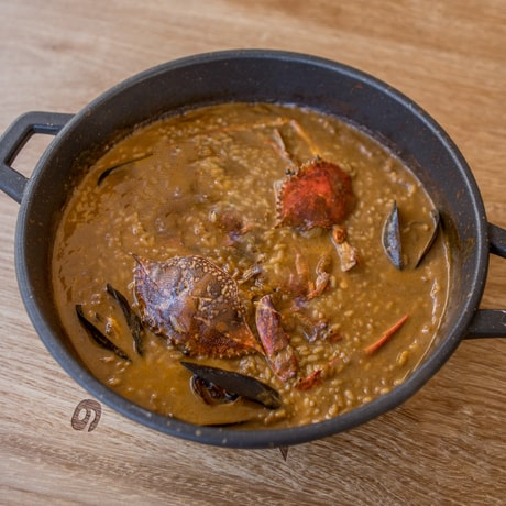 Arroz meloso con cangrejo azul del Delta