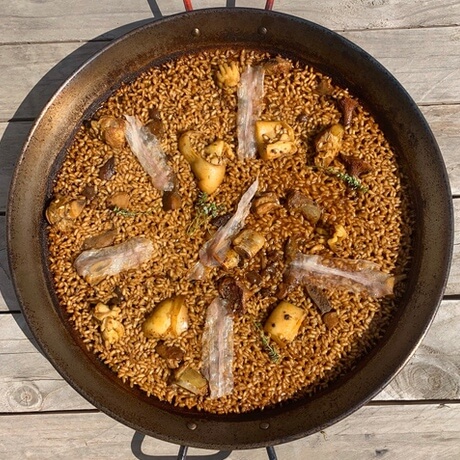 Arroz Mar y Montaña con velo de ibérico