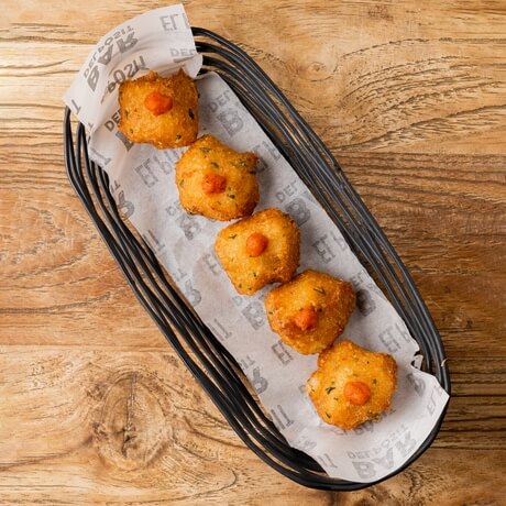 Bunyols de bacallà